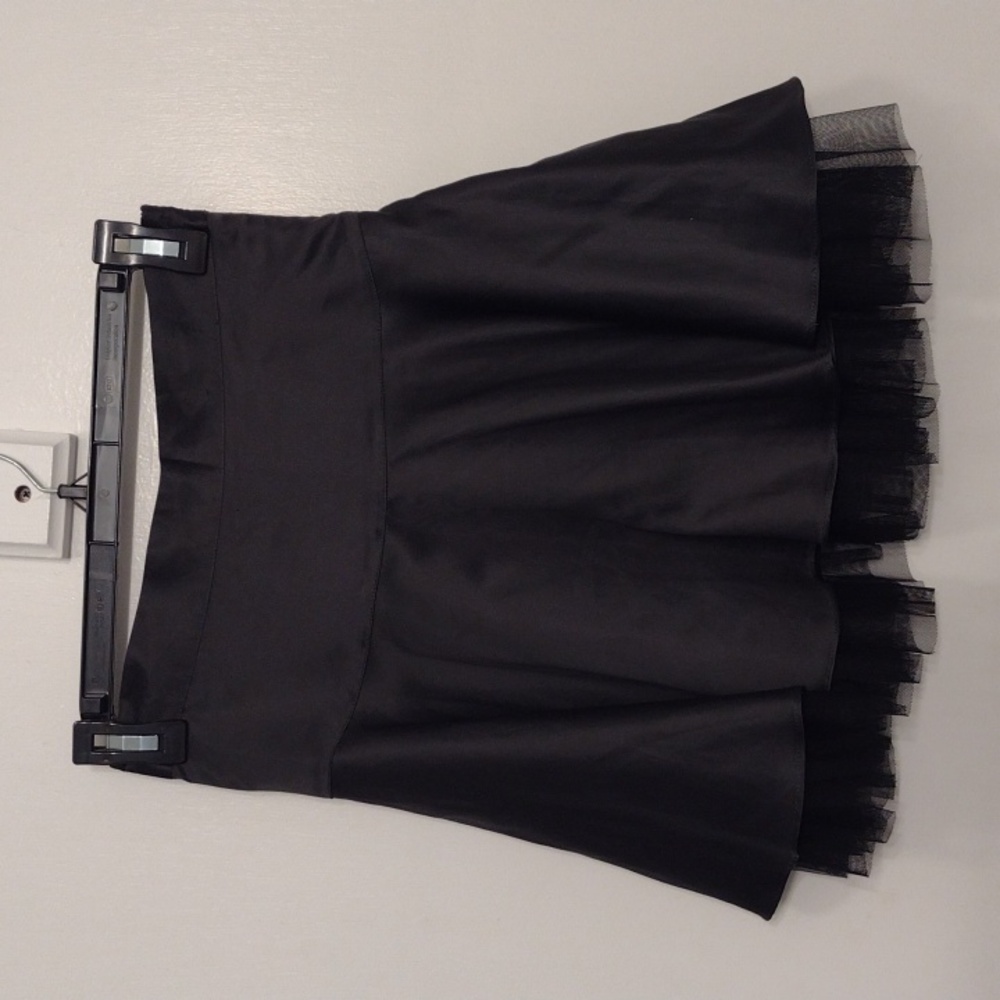 Forever 21 Elegant Black A-Line Skirt